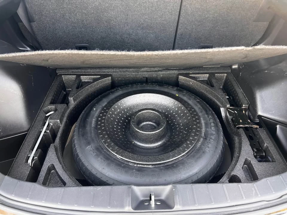 2021 Mitsubishi Outlander - Image 13 of 13