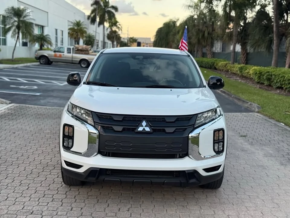 2021 Mitsubishi Outlander - Image 5 of 20