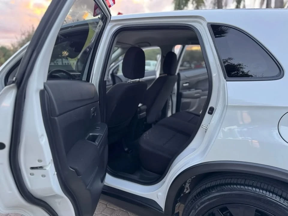 2021 Mitsubishi Outlander - Image 19 of 20