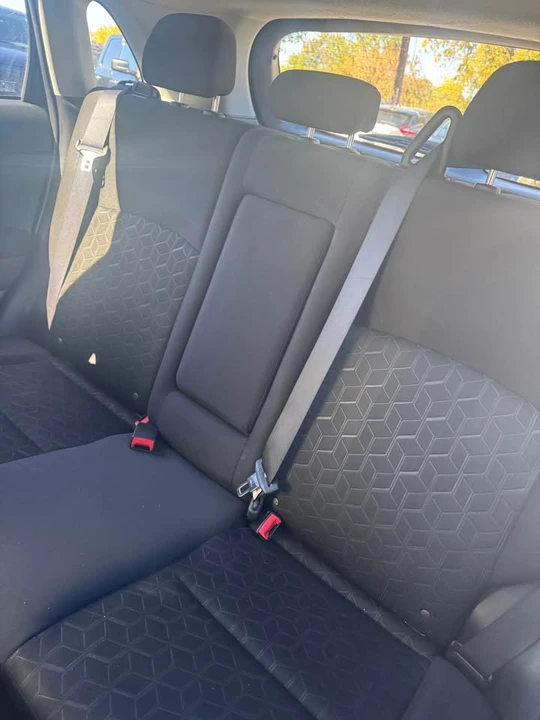2021 Mitsubishi Outlander - Image 4 of 6