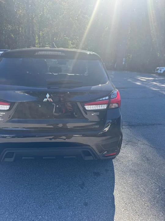 2021 Mitsubishi Outlander - Image 6 of 6