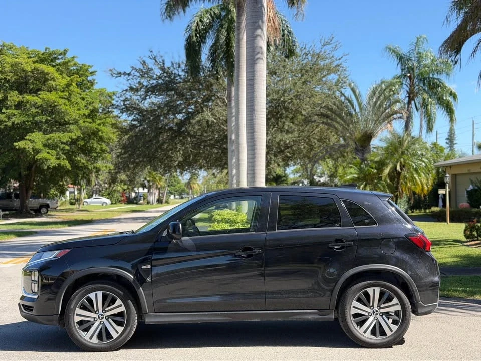 2021 Mitsubishi Outlander - Image 13 of 19
