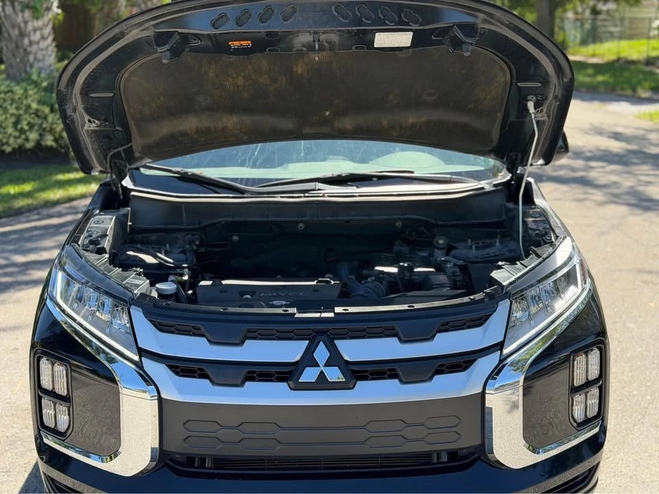 2021 Mitsubishi Outlander - Image 3 of 19