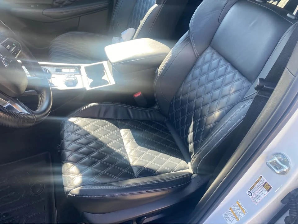 2021 Mitsubishi Outlander - Image 9 of 17