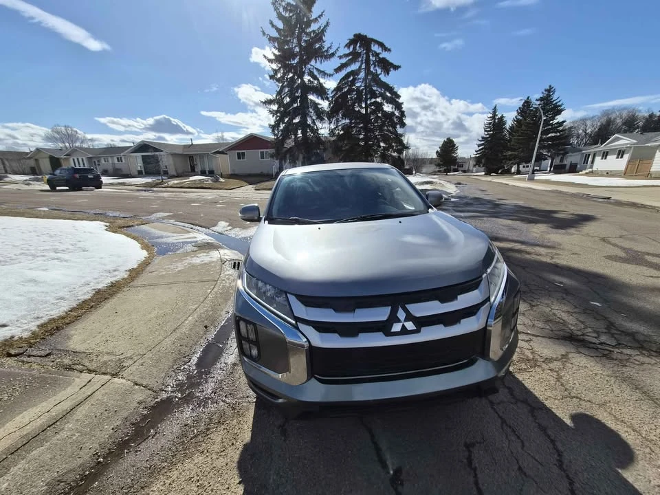 2021 Mitsubishi RVR - Image 2 of 10