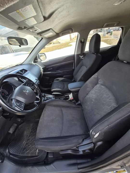 2021 Mitsubishi RVR - Image 7 of 10