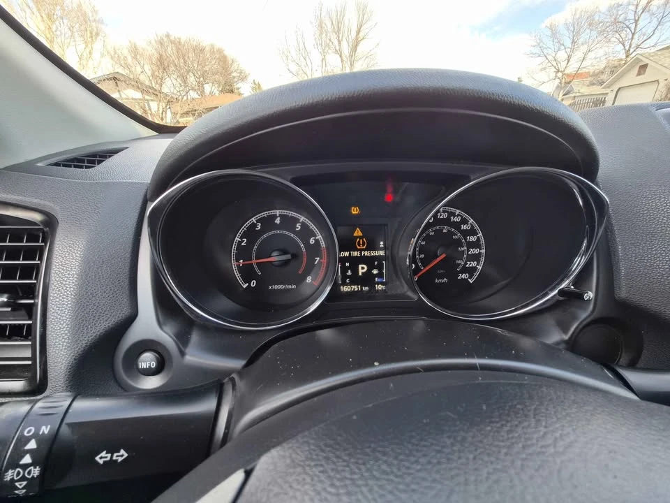 2021 Mitsubishi RVR - Image 9 of 10