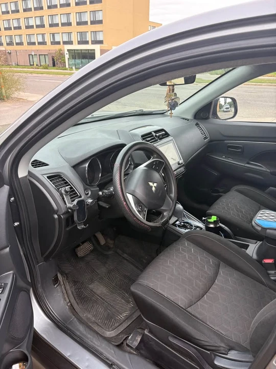 2021 Mitsubishi RVR - Image 5 of 10