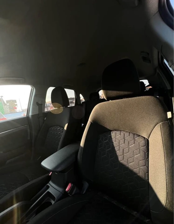 2021 Mitsubishi RVR - Image 9 of 10