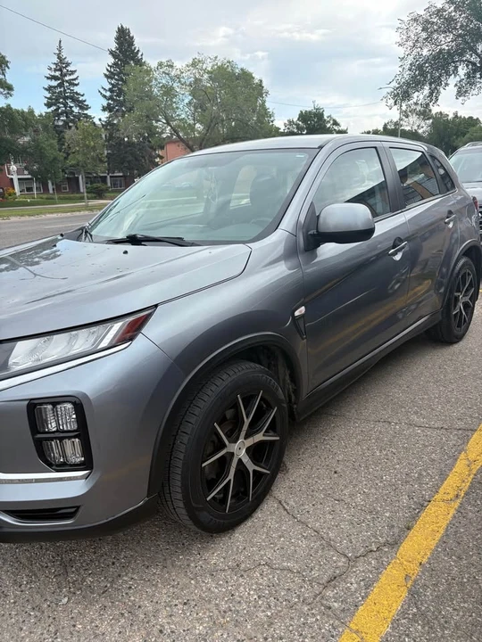 2021 Mitsubishi RVR - Image 2 of 10