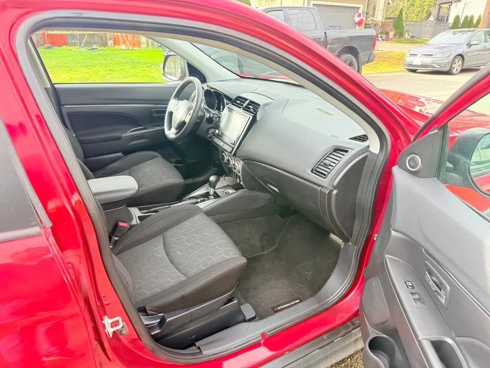 2021 Mitsubishi RVR - Image 10 of 17