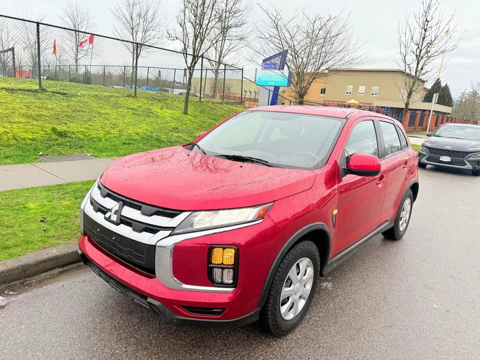 2021 Mitsubishi Eclipse Cross - Image 6 of 17