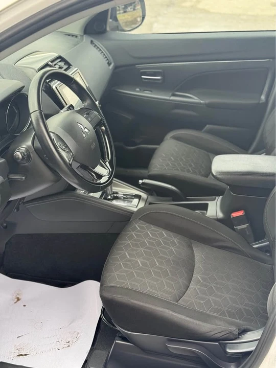 2021 Mitsubishi RVR - Image 6 of 7