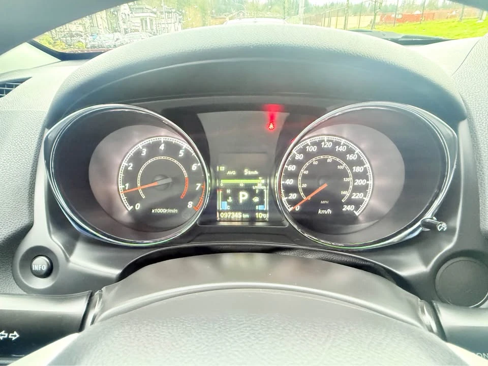 2021 Mitsubishi Eclipse Cross - Image 13 of 17