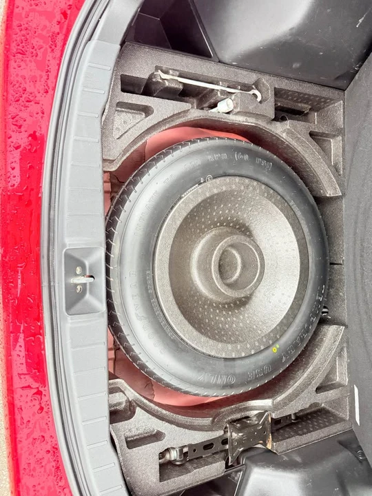 2021 Mitsubishi Eclipse Cross - Image 15 of 17
