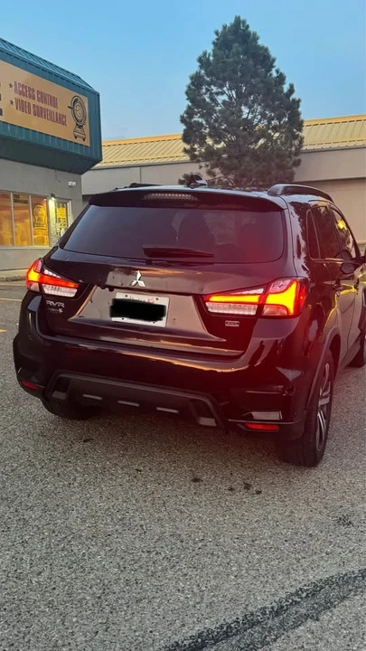 2021 Mitsubishi RVR - Image 8 of 11