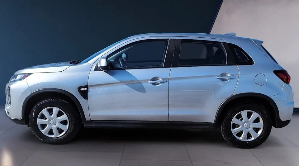 2021 Mitsubishi Eclipse Cross - Image 3 of 20