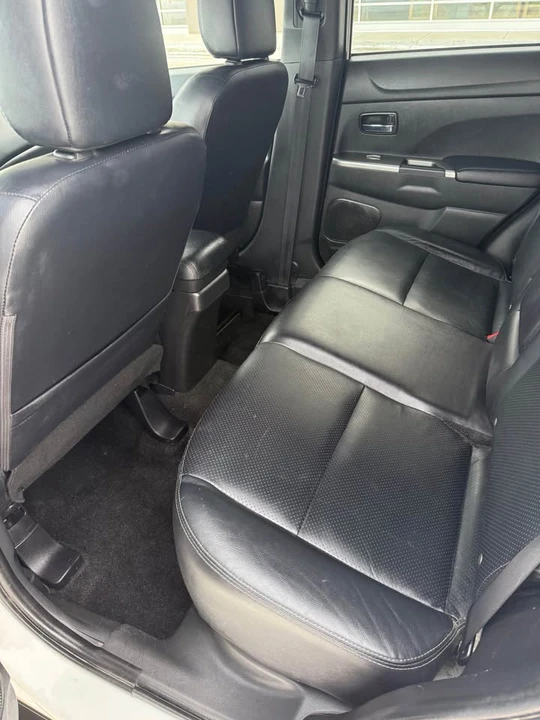 2021 Mitsubishi Eclipse Cross - Image 7 of 17