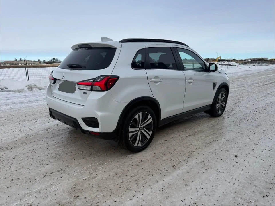2021 Mitsubishi Eclipse Cross - Image 4 of 17