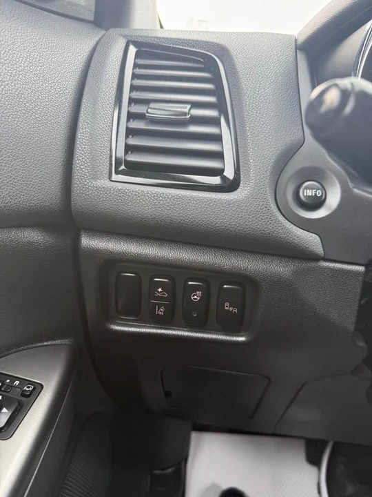 2021 Mitsubishi Eclipse Cross - Image 17 of 17