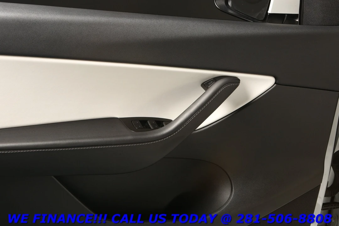 2021 Tesla Model Y Performance - Image 9 of 21