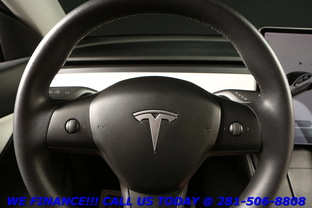 2021 Tesla Model Y Performance - Image 14 of 21