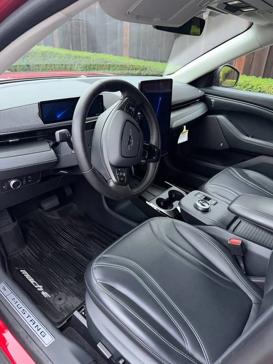 2021 Ford Mustang Mach-E - Image 5 of 15