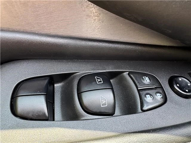 2021 Nissan Murano 3rd Gen - Image 17 of 21