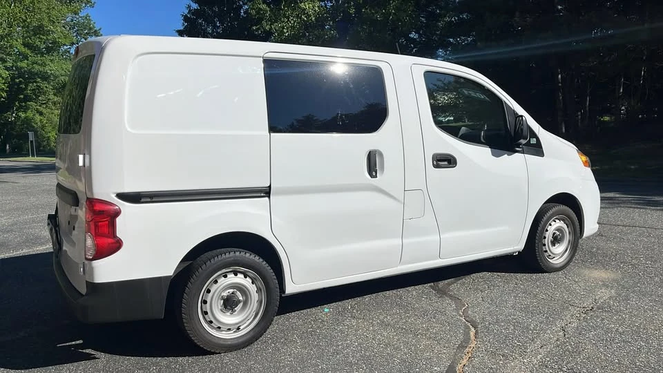 2021 Nissan NV - Image 4 of 14