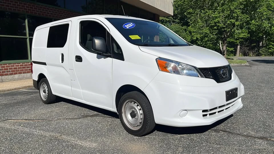 2021 Nissan NV - Image 3 of 14