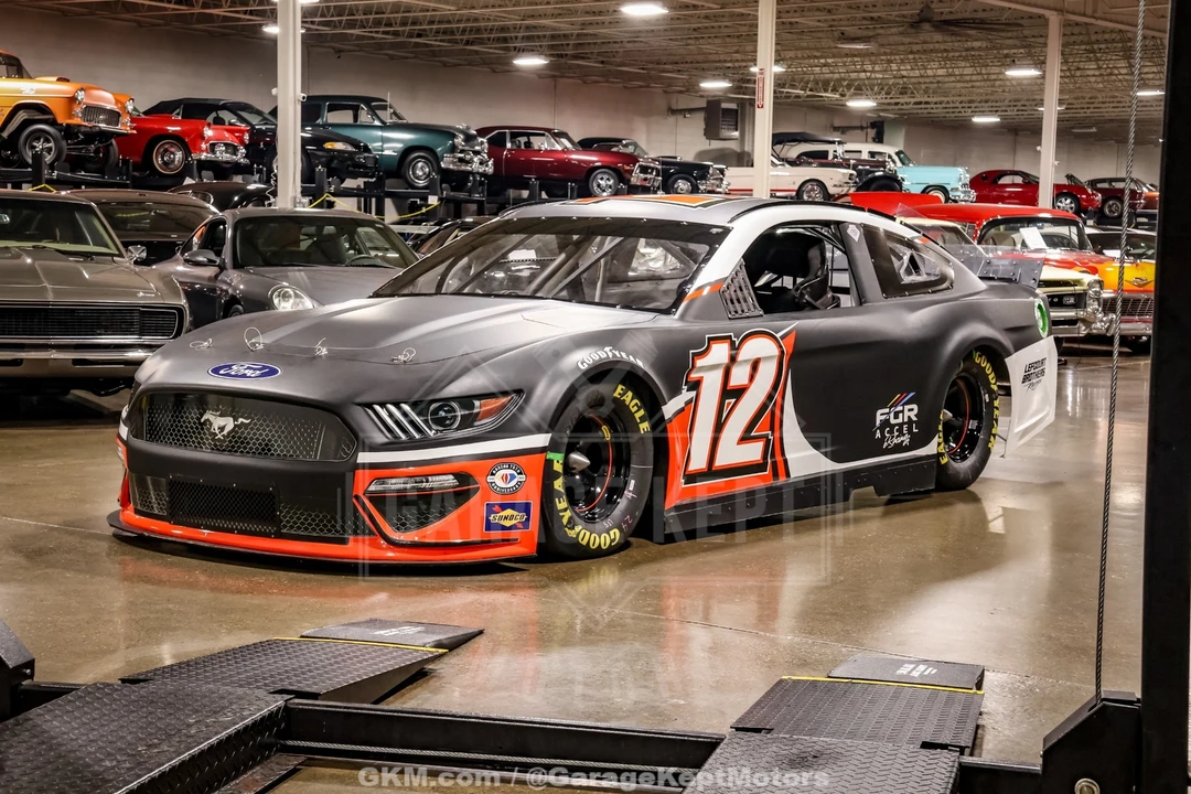 2021 Ford S550 Mustang - Image 2 of 31