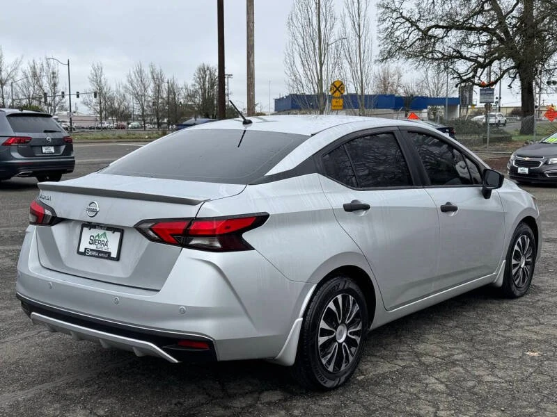 2021 Nissan Versa - Image 9 of 18