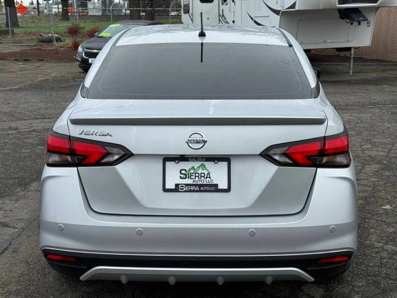 2021 Nissan Versa - Image 8 of 18