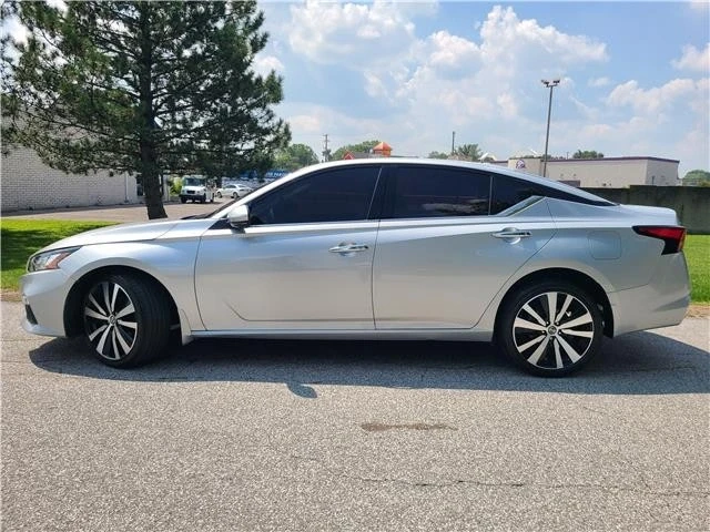 2021 Nissan Altima 6th Gen - Image 2 of 12
