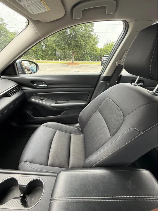 2021 Nissan Altima 6th Gen - Image 9 of 10