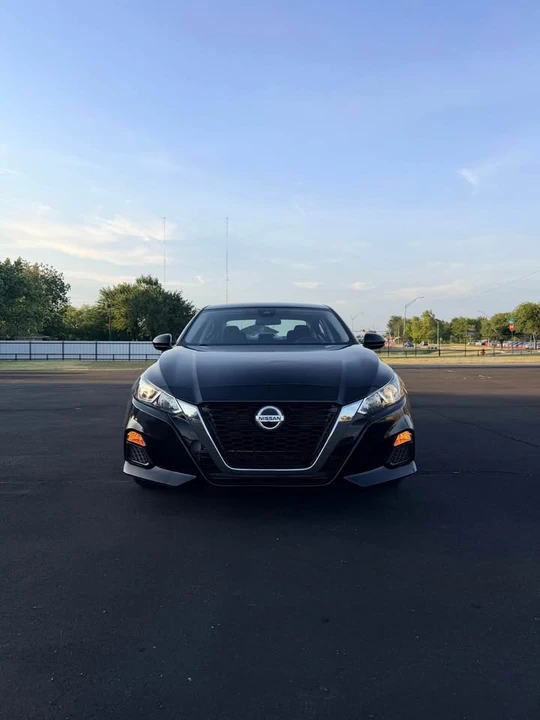 2021 Nissan Altima 6th Gen - Image 2 of 13