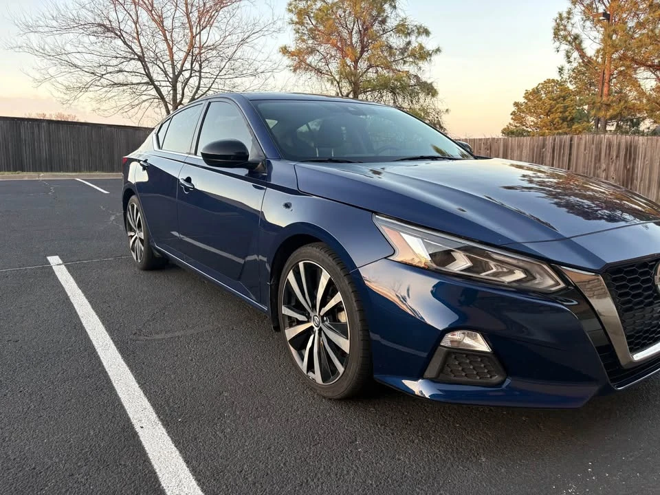 2021 Nissan Altima 6th Gen - Image 2 of 19