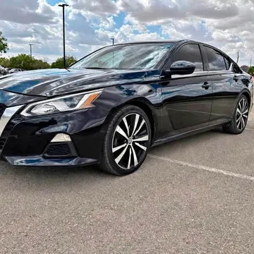 2021 Nissan Altima 2.5 SR Sedan 4D