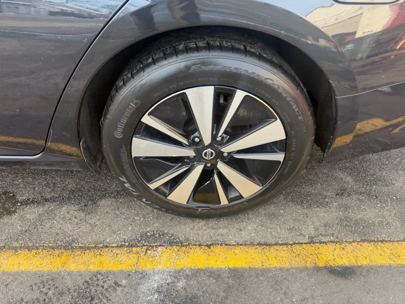 2021 Nissan Altima 6th Gen - Image 9 of 12
