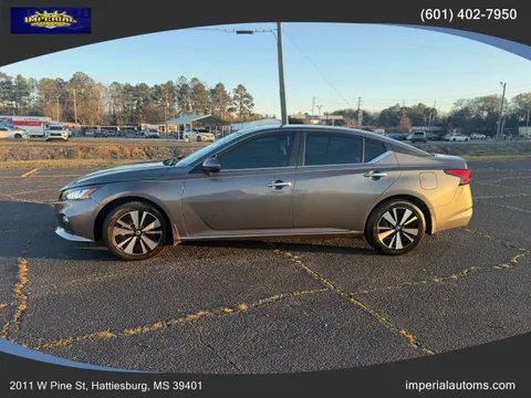 2021 Nissan Altima 2.5 SV Sedan