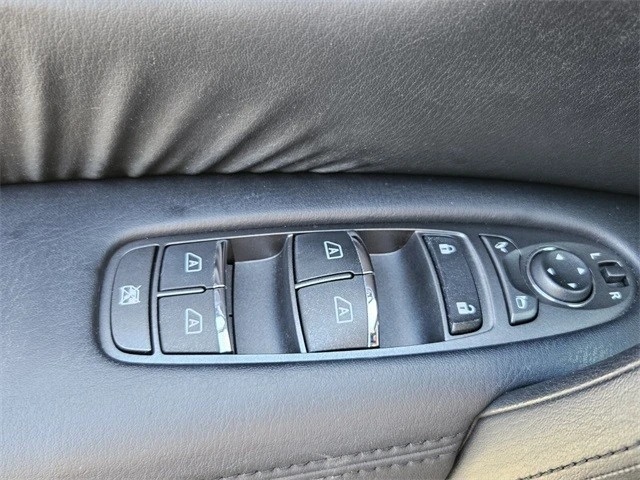 2021 Nissan Armada - Image 20 of 21