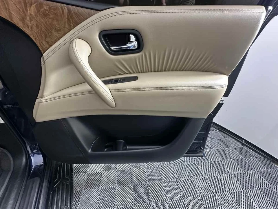 2021 Nissan Armada - Image 18 of 21