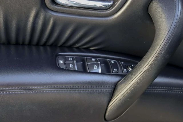 2021 Nissan Armada - Image 15 of 21