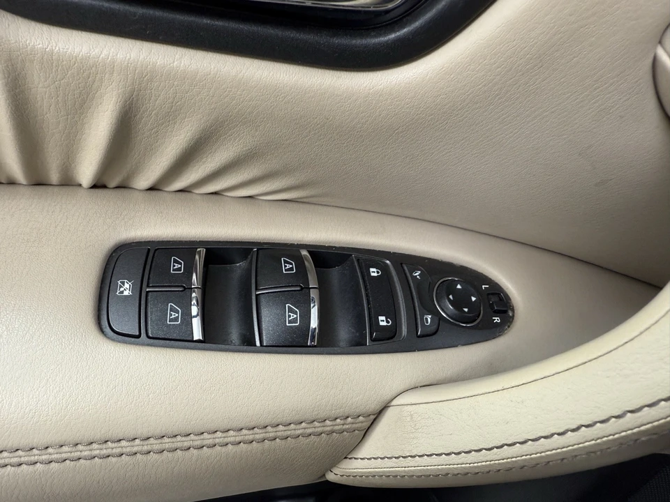 2021 Nissan Armada - Image 10 of 12
