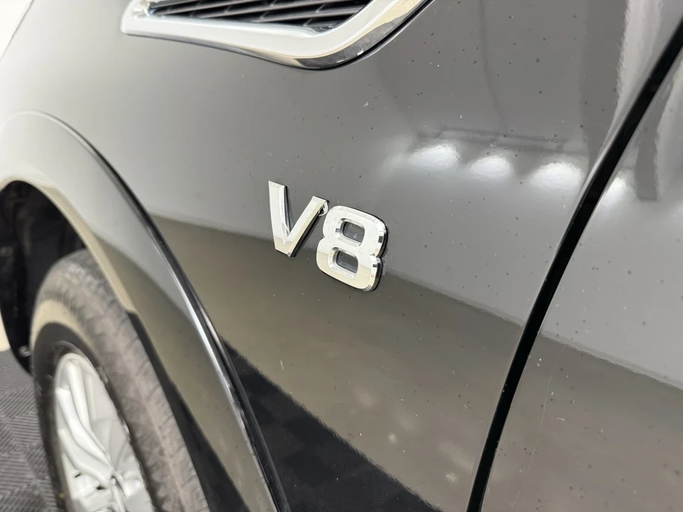 2021 Nissan Armada - Image 8 of 21