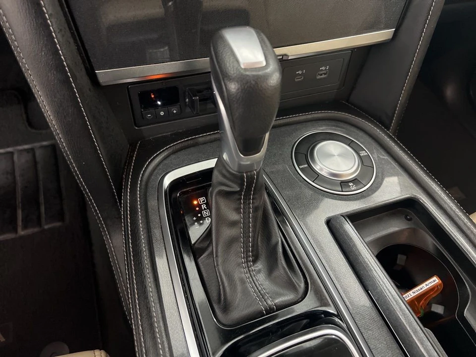 2021 Nissan Armada - Image 16 of 21