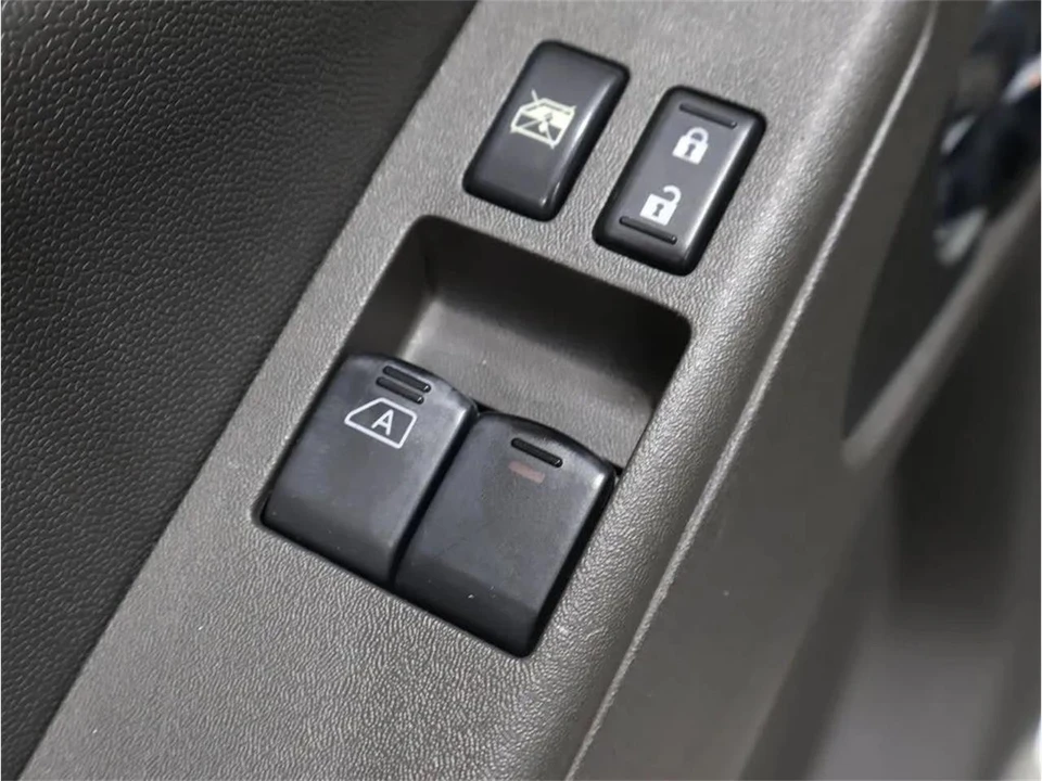 2021 Nissan Frontier 2nd Gen - Image 11 of 31