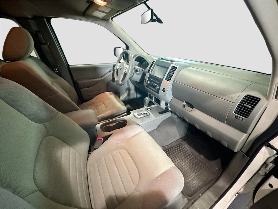 2021 Nissan Frontier 2nd Gen - Image 15 of 16