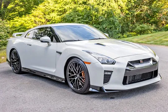 2021 Nissan GT-R Premium