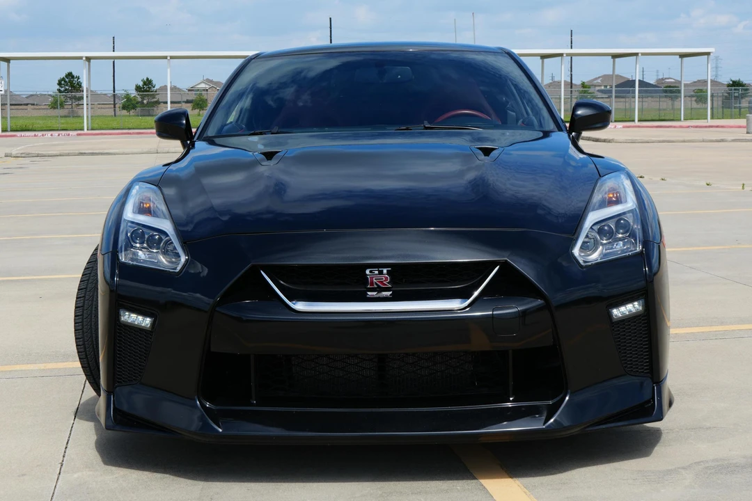 2021 Nissan R35 GT-R Premium - Image 2 of 31
